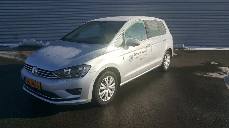 VOLKSWAGEN Golf Sportsvan