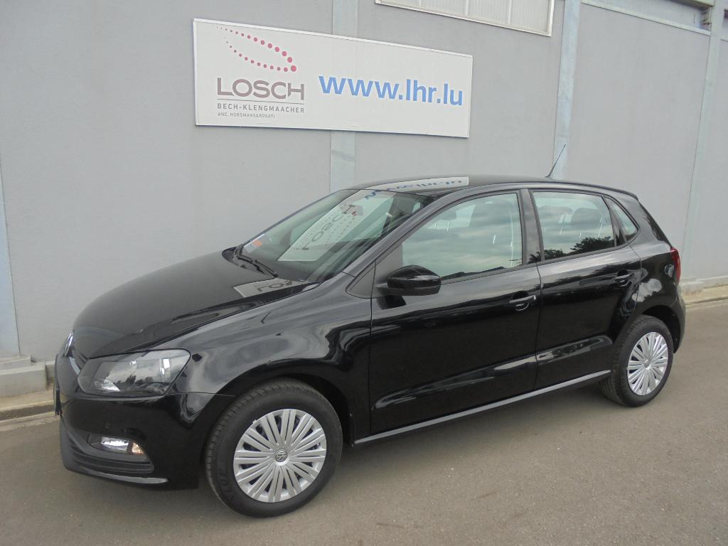 VOLKSWAGEN Polo